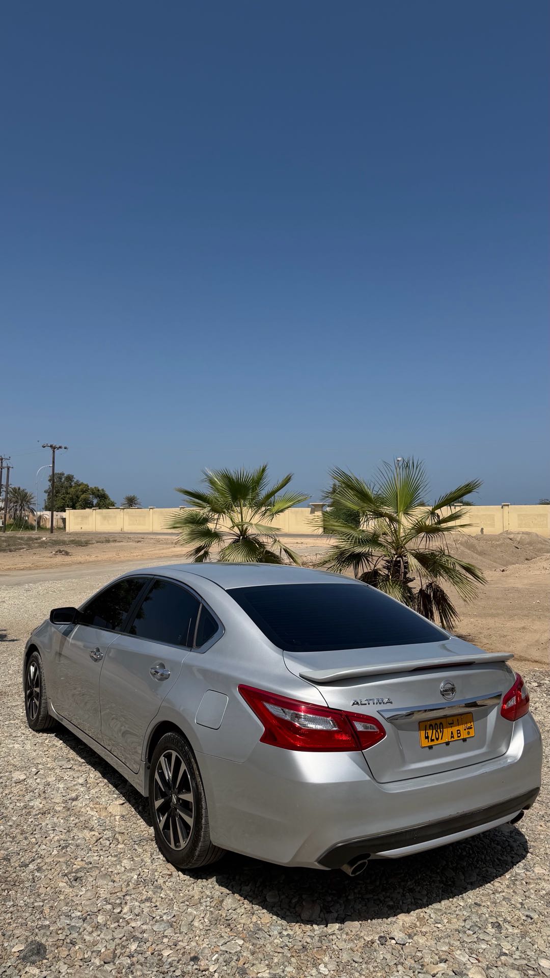 Car Image 2016 NISSAN ALTIMA SV