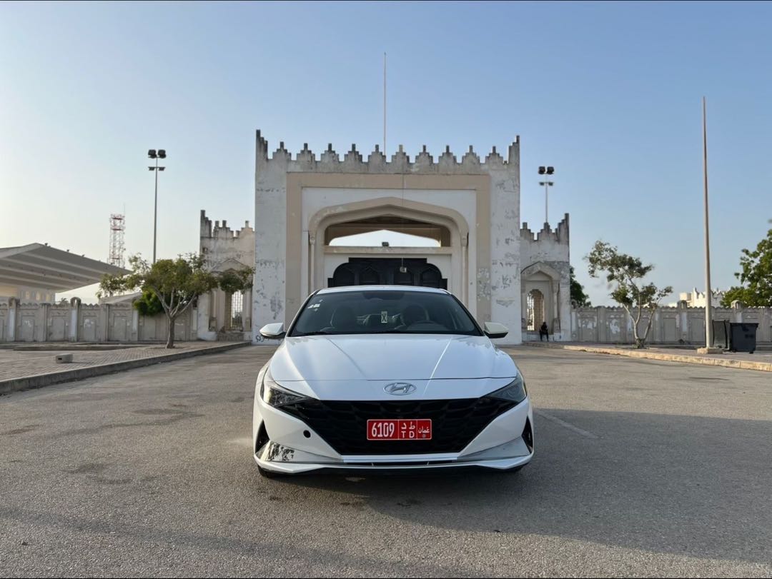 HYUNDAI ELANTRA 2022