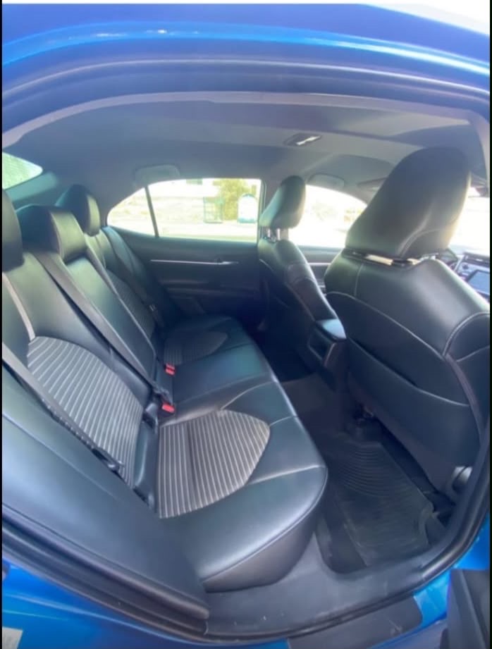 Car Image 2019 TOYOTA CAMRY SE