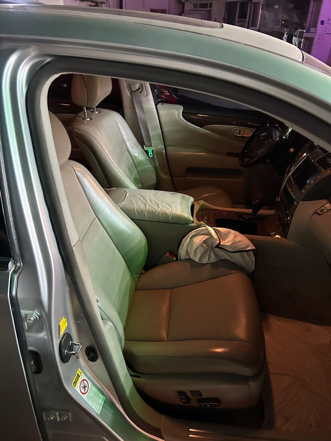 Car Image 2007 LEXUS LS 460