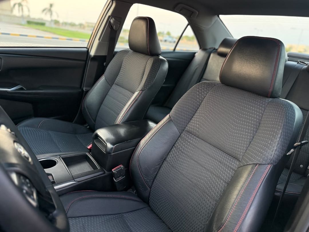 Car Image 2017 TOYOTA CAMRY SE