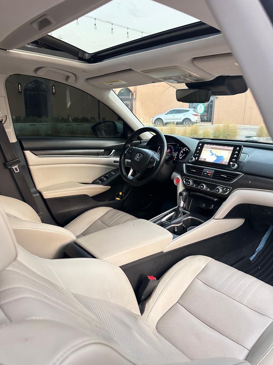 Car Image 2018 HONDA ACCORD TOURING