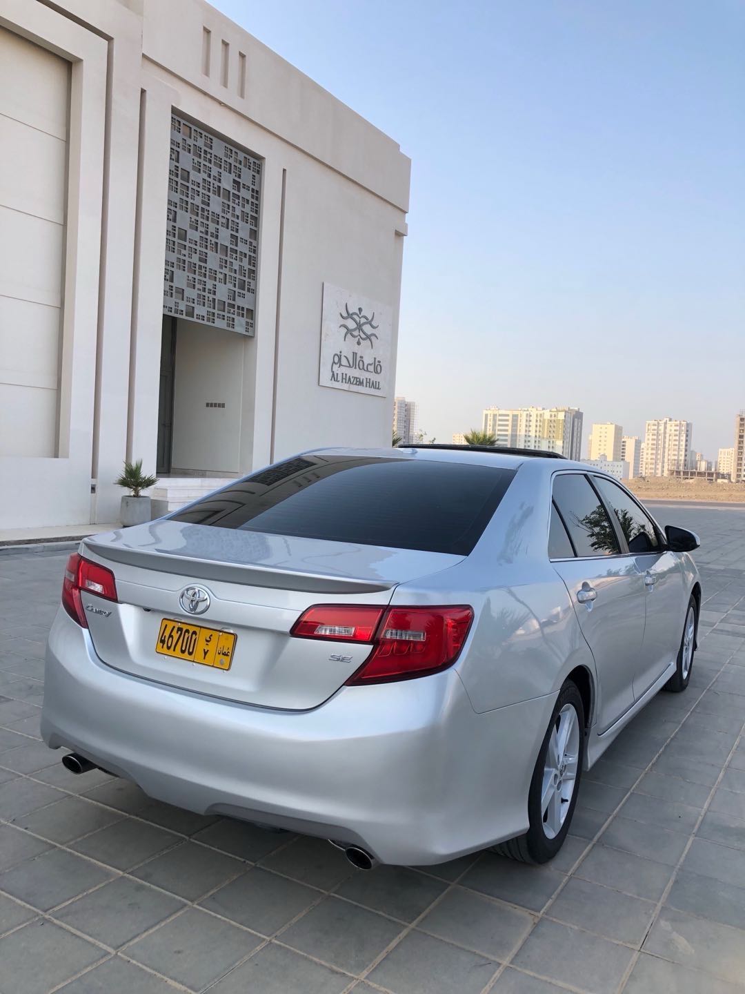 Car Image 2012 TOYOTA CAMRY SE