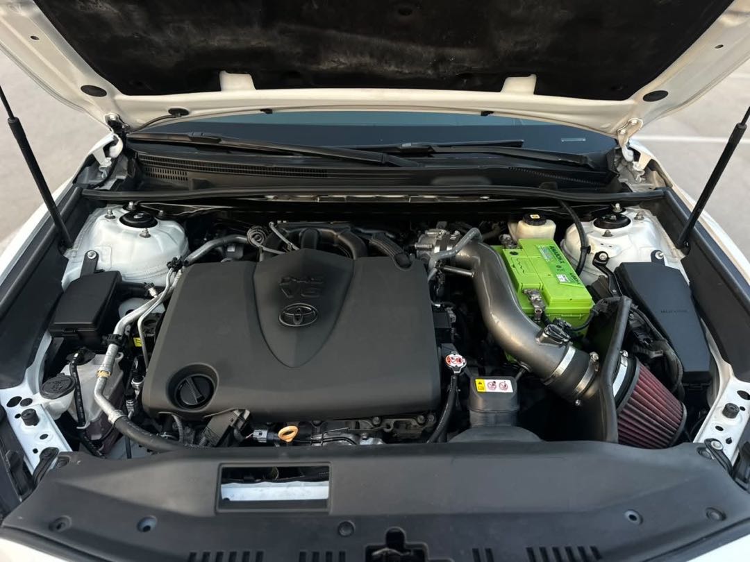 Car Image 2018 TOYOTA CAMRY XSE