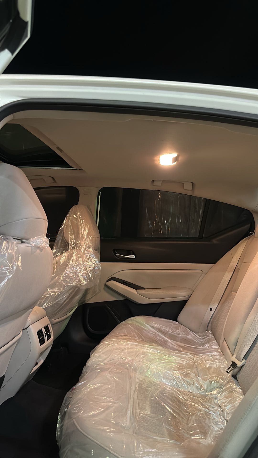 Car Image 2019 NISSAN ALTIMA SV
