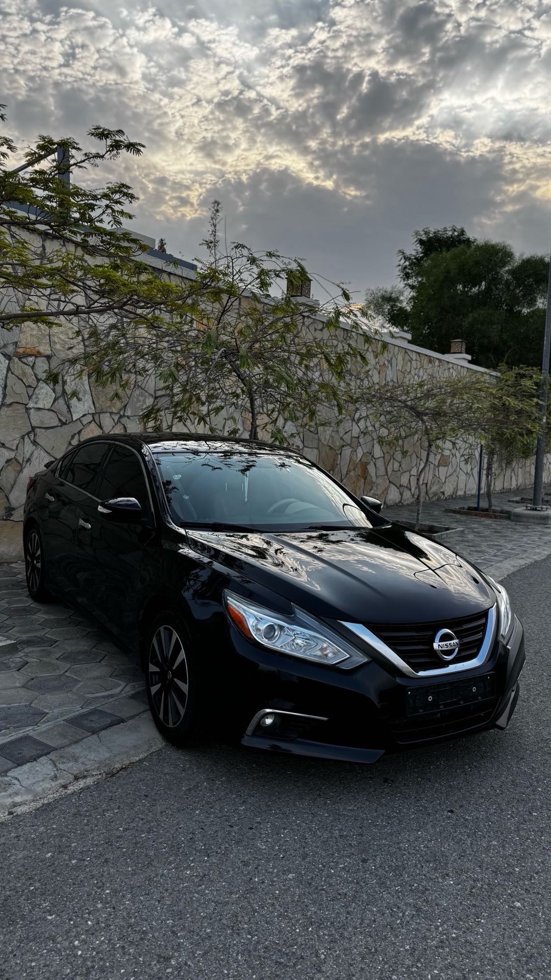 Car Image 2018 NISSAN ALTIMA SL