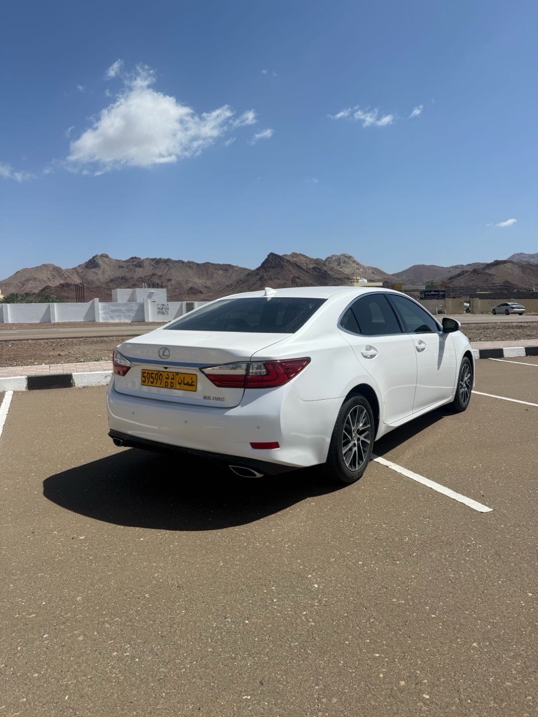 Car Image 2018 LEXUS ES 350