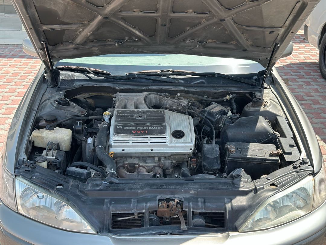 Car Image 1999 LEXUS ES 300