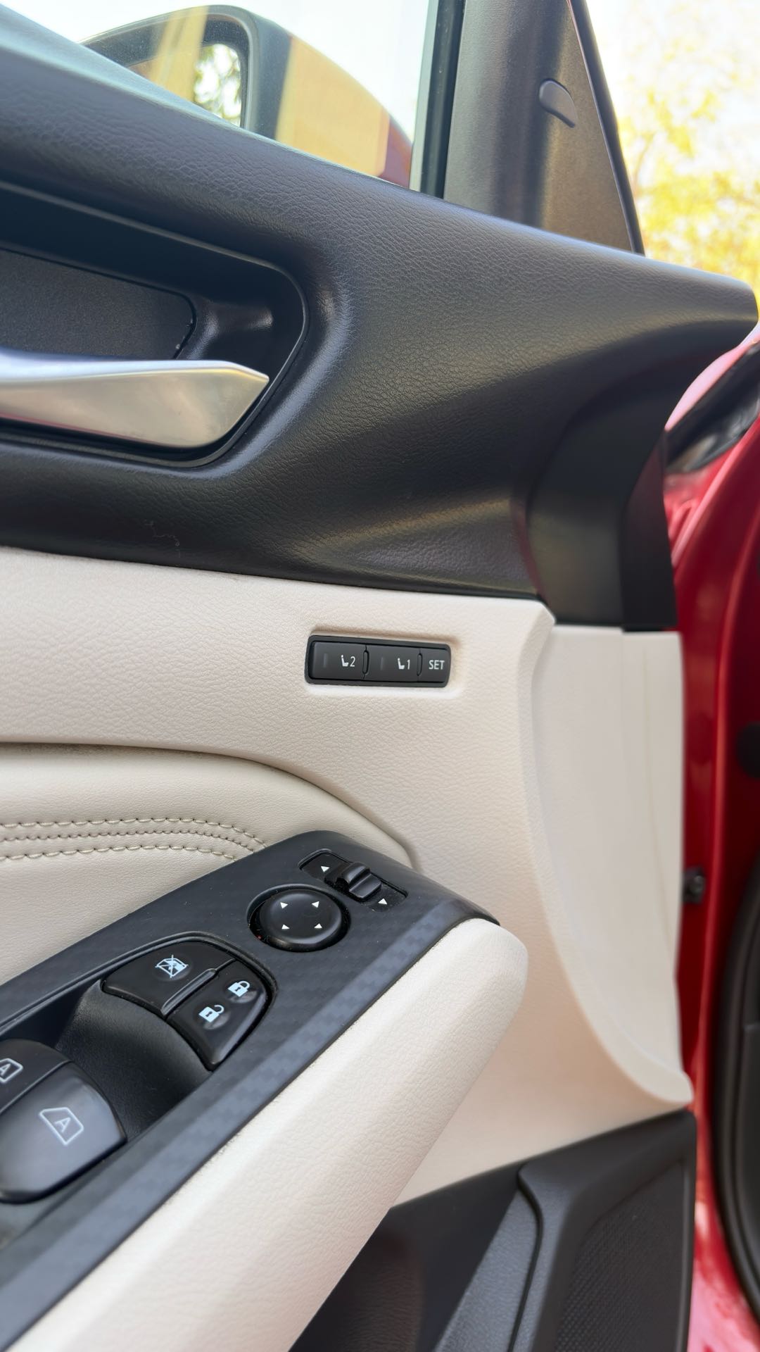 Car Image 2019 NISSAN ALTIMA Platinum 