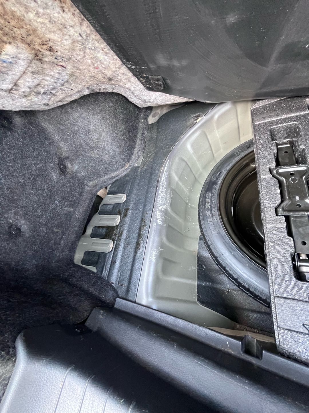 Car Image 2018 NISSAN ALTIMA SR