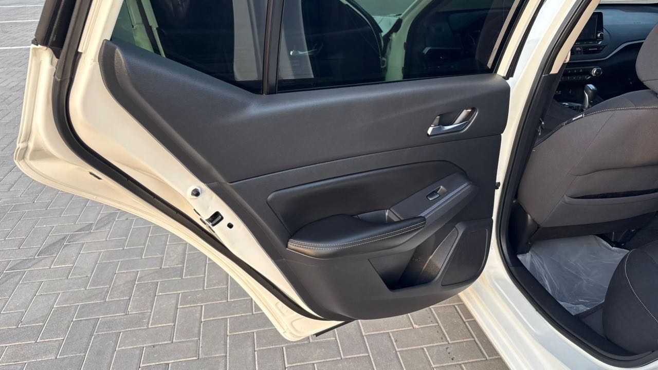 Car Image 2019 NISSAN ALTIMA S