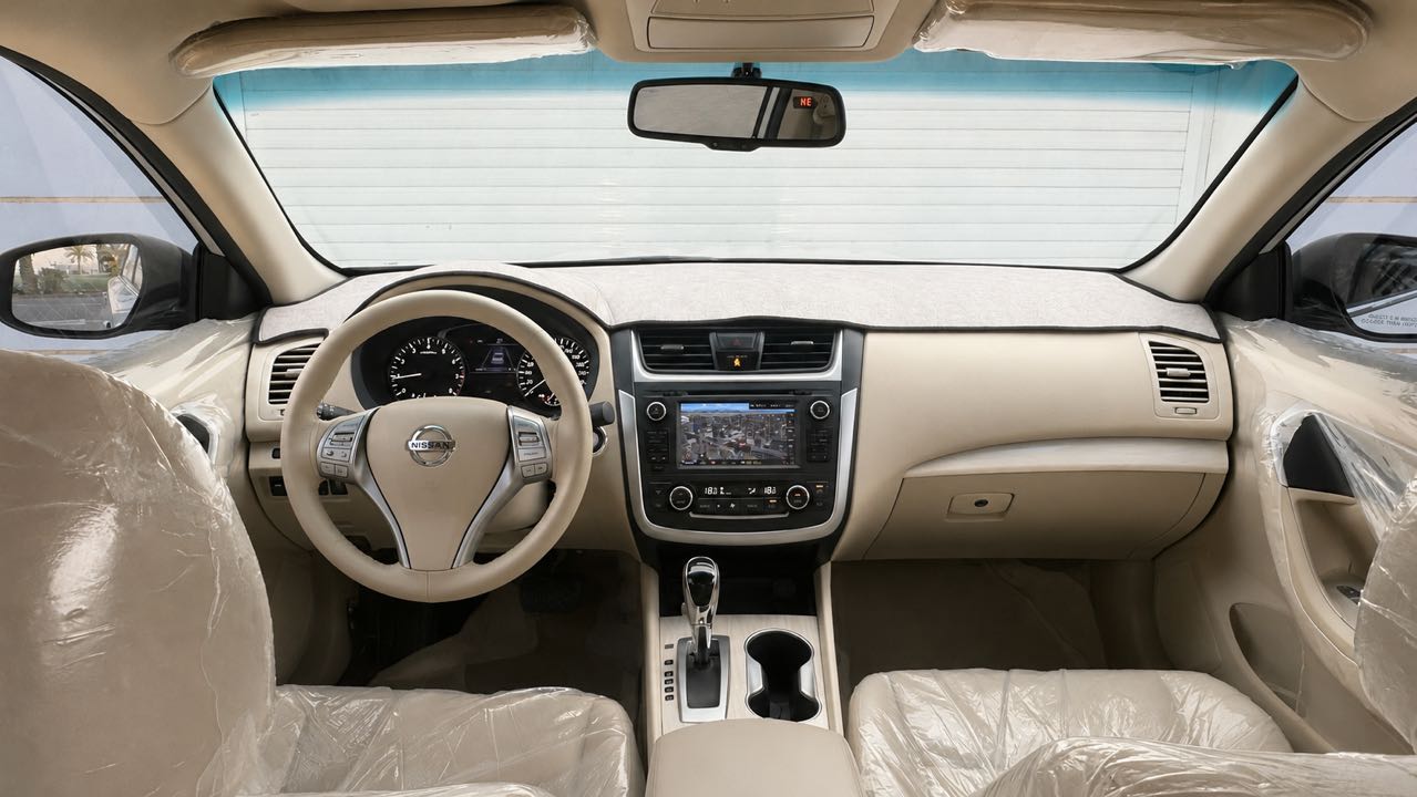 Car Image 2017 NISSAN ALTIMA SL