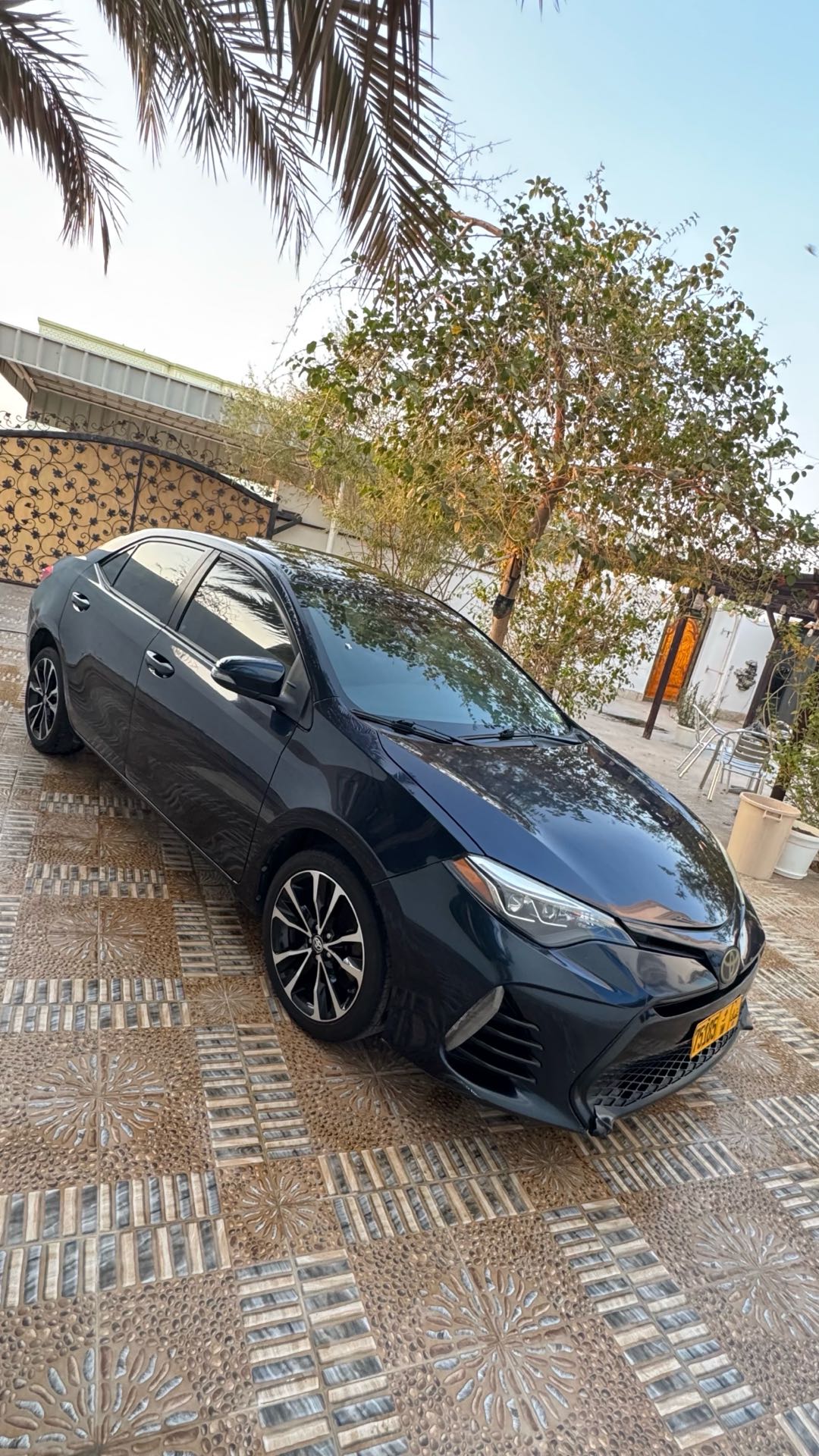 Car Image 2017 TOYOTA COROLLA SE