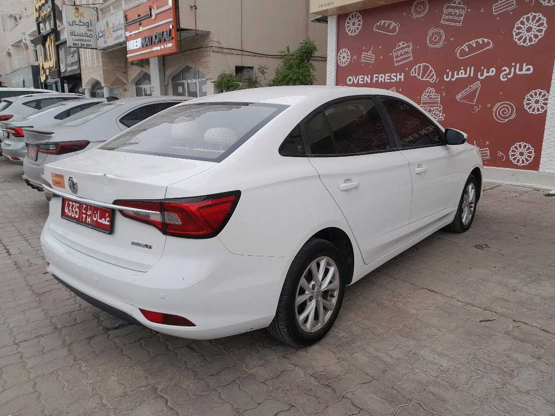MG 5 2025