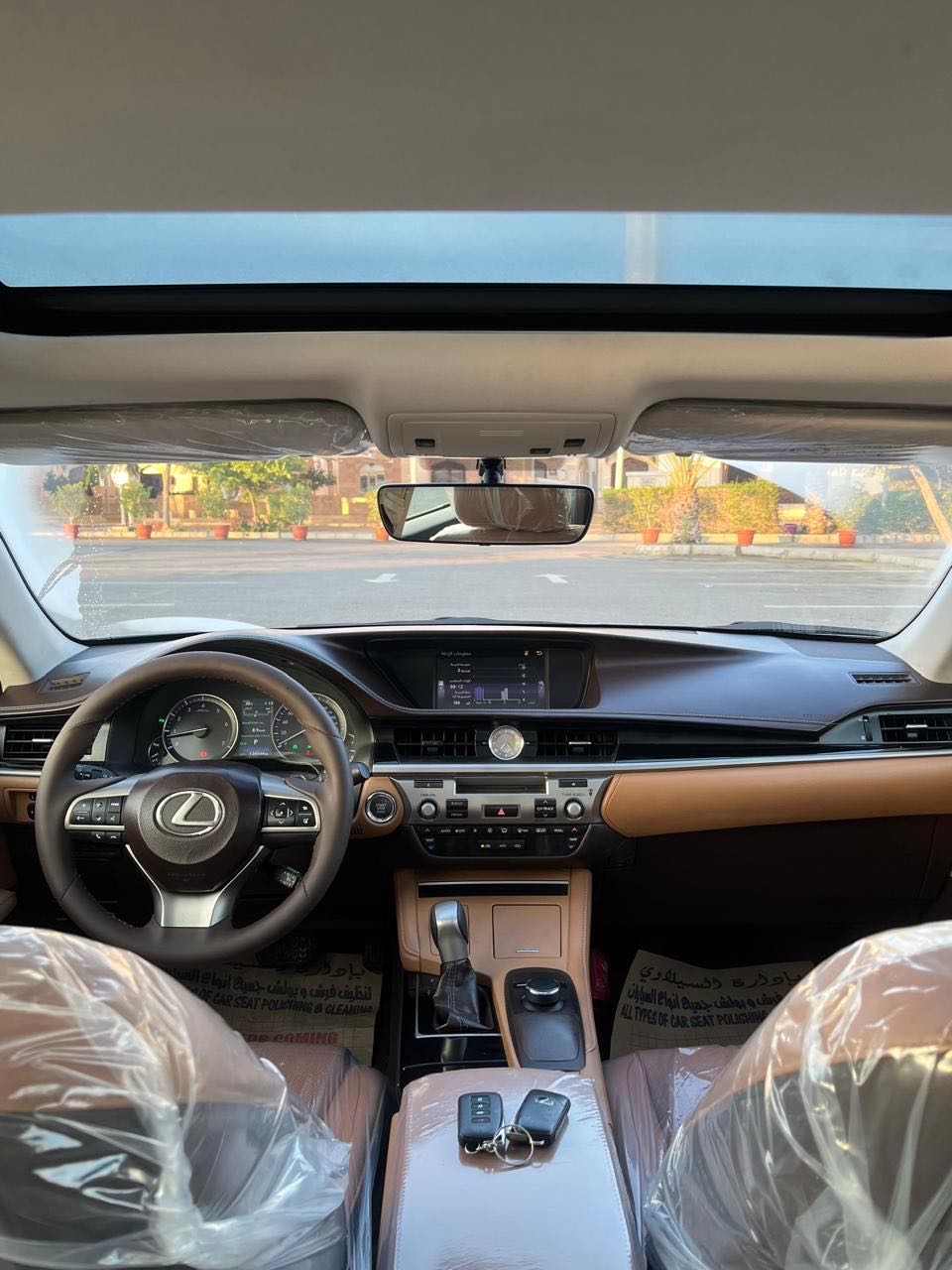 Car Image 2018 LEXUS ES 