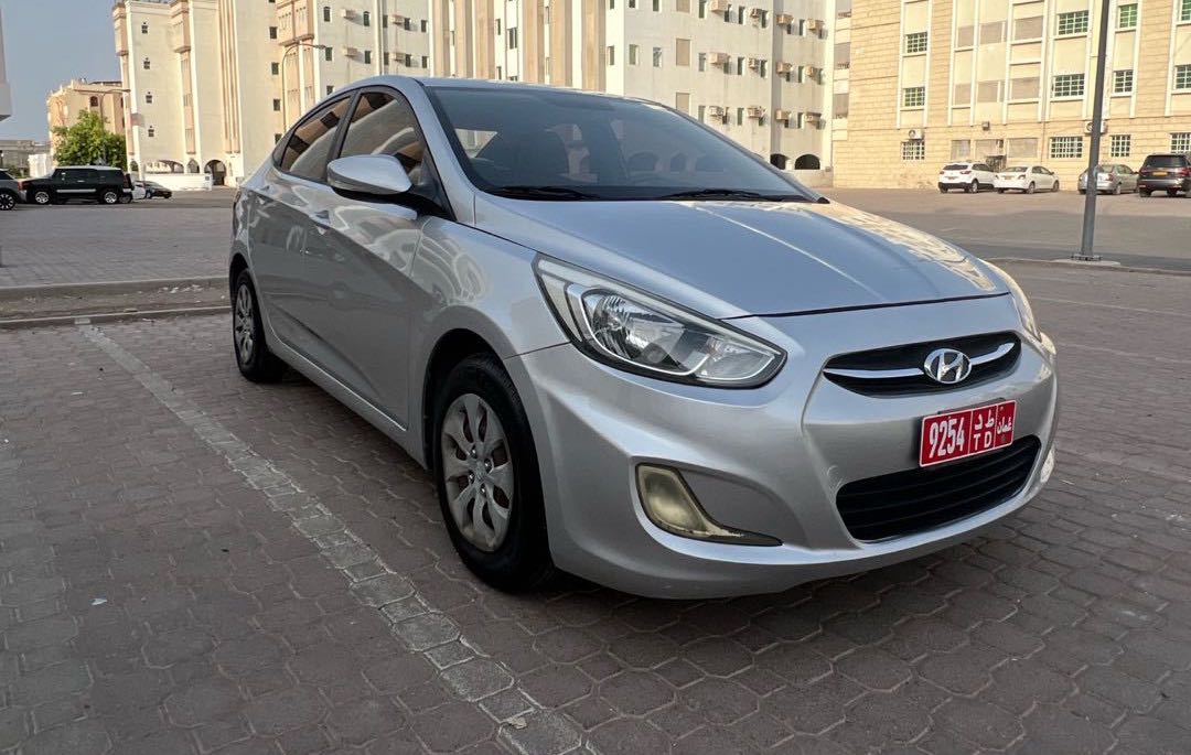 HYUNDAI ACCENT 2016