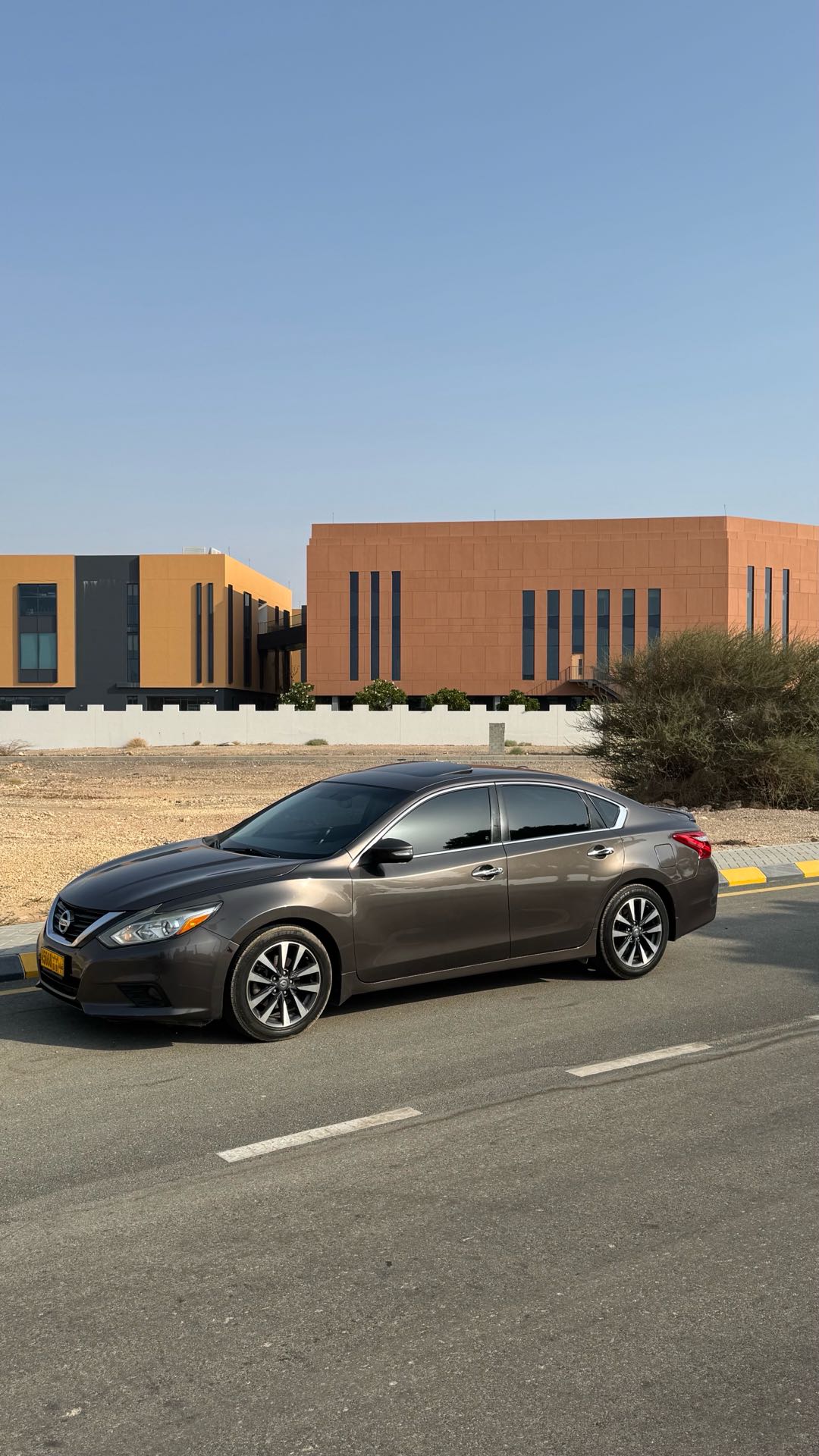 Car Image 2017 NISSAN ALTIMA SL