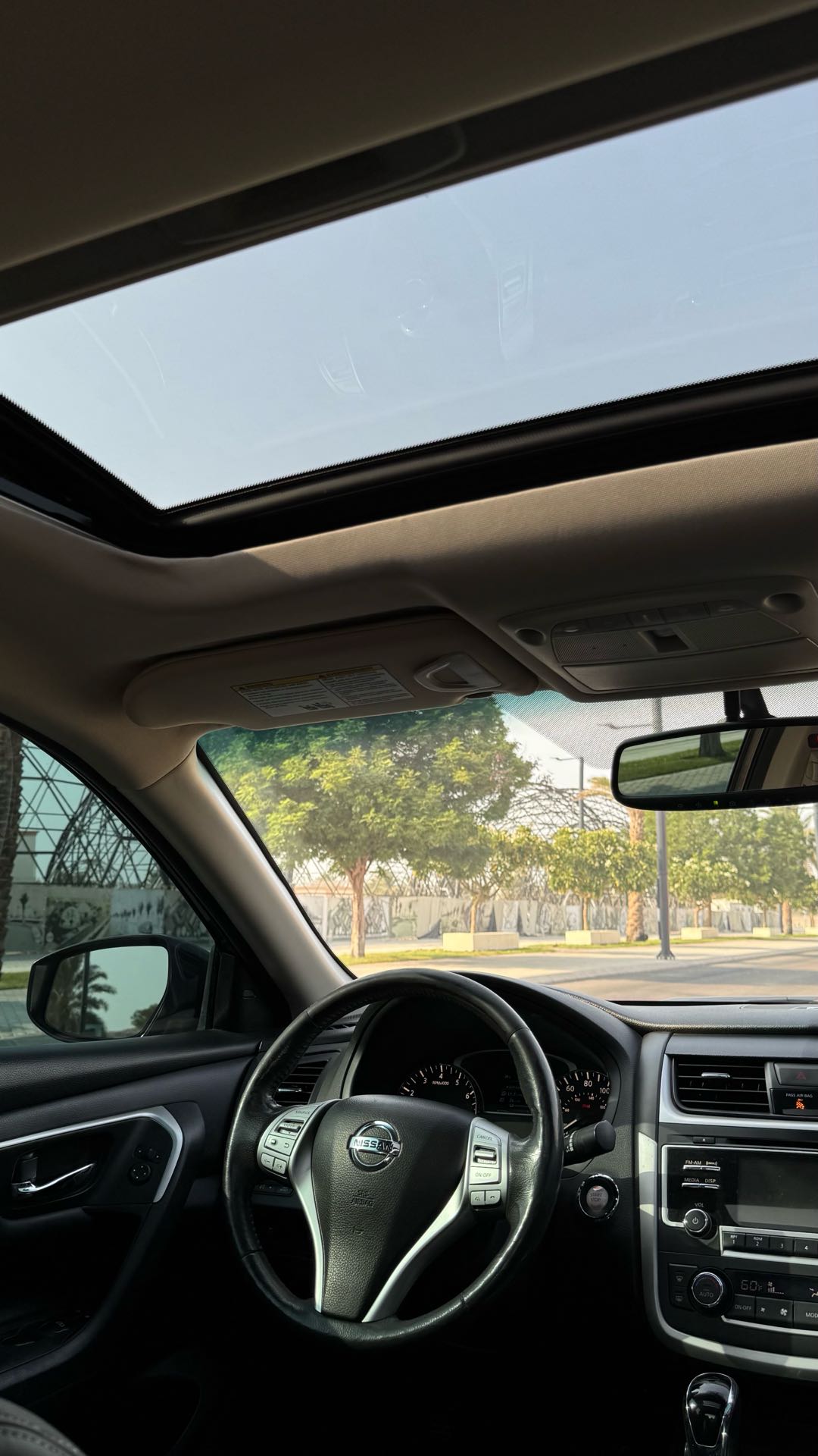 Car Image 2017 NISSAN ALTIMA SL