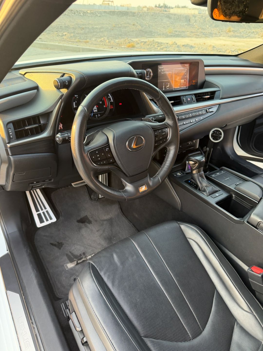 Car Image 2019 LEXUS ES F350