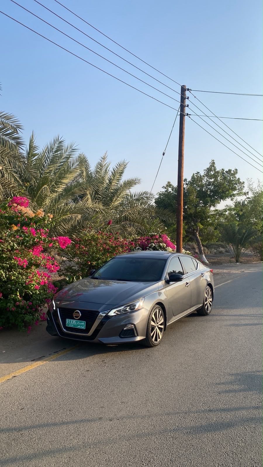 Car Image 2020 NISSAN ALTIMA SR