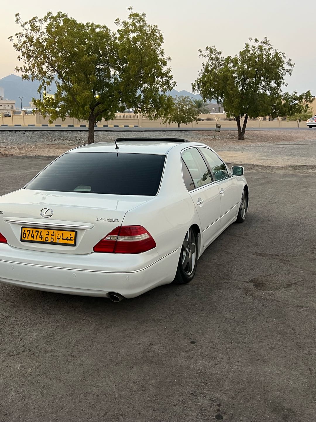 Car Image 2004 LEXUS LS 430 Full Ultra