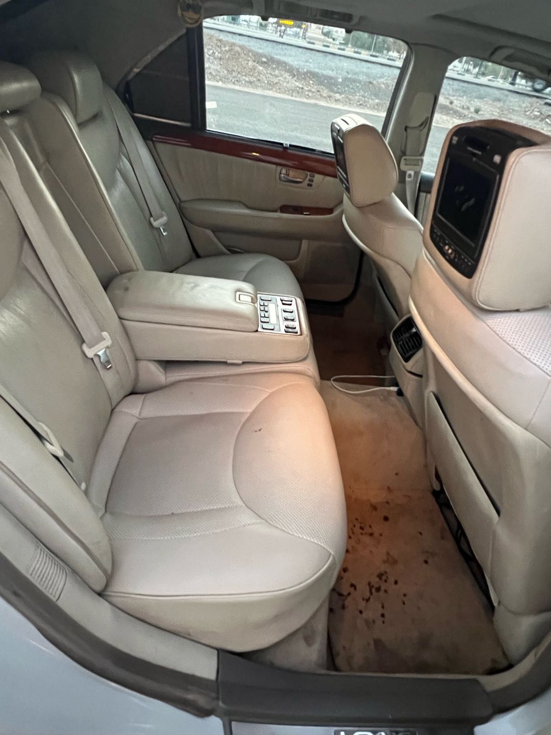 Car Image 2004 LEXUS LS 430 Full Ultra