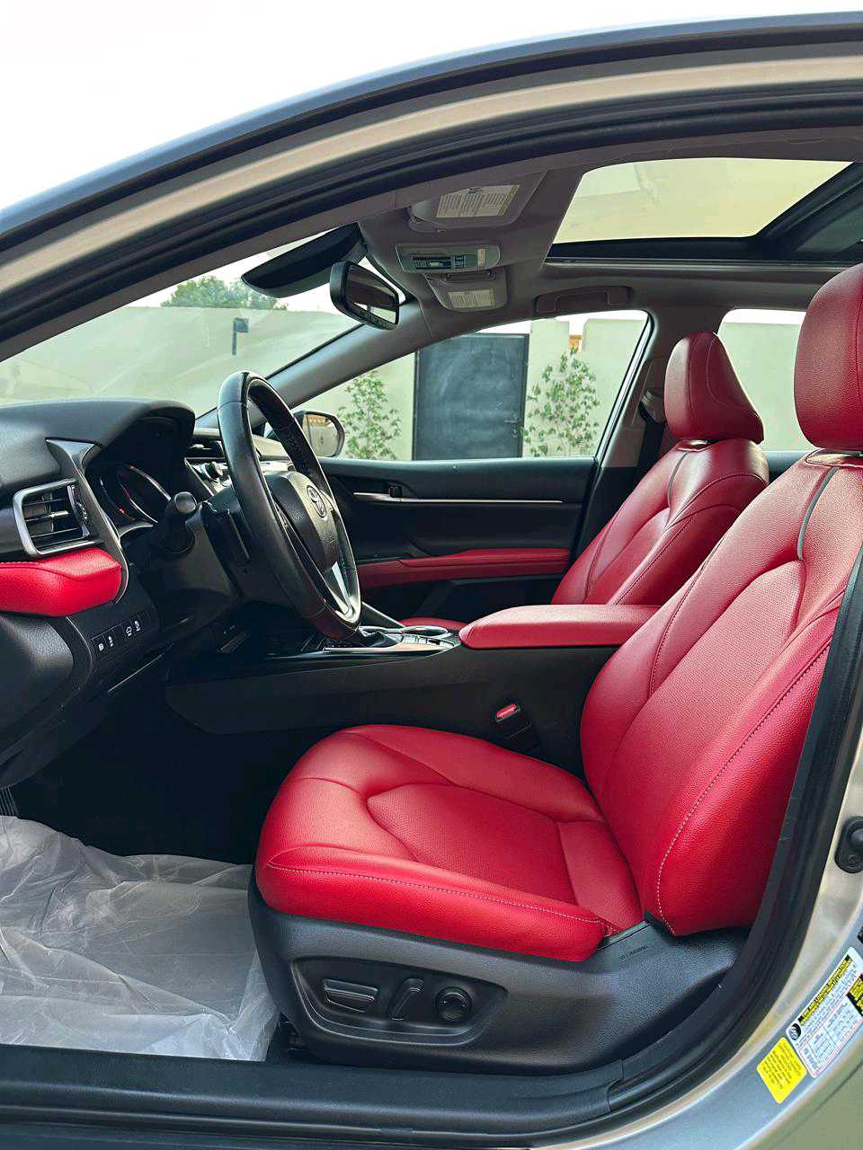 Car Image 2020 TOYOTA CAMRY XSE