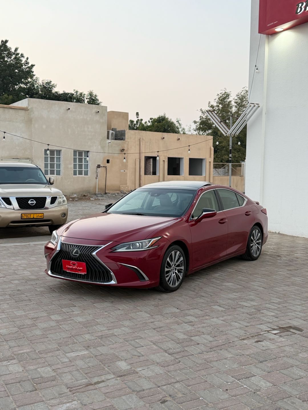 Car Image 2019 LEXUS ES 350