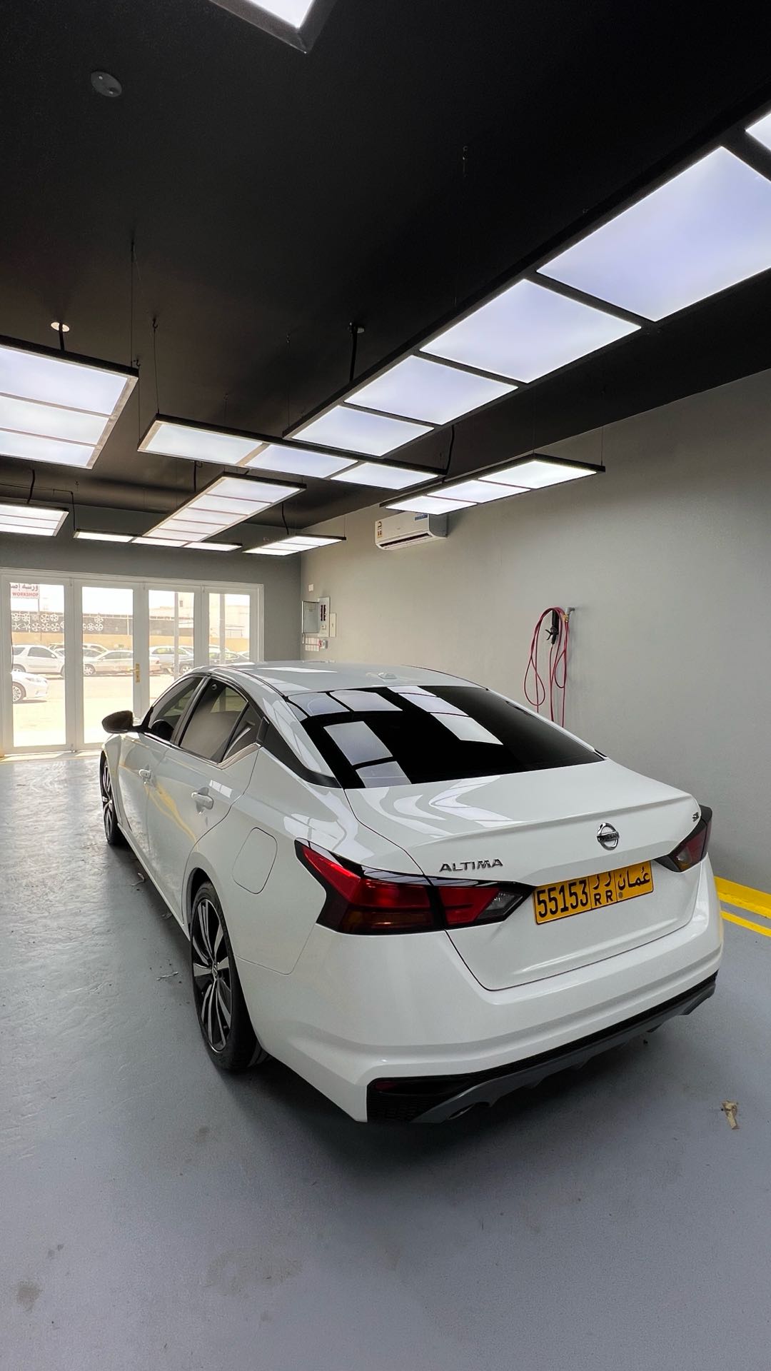 Car Image 2019 NISSAN ALTIMA SR