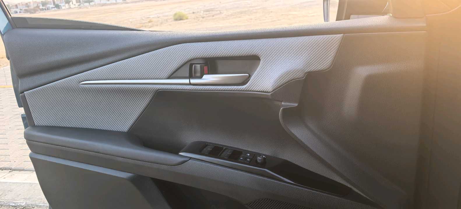 Car Image 2025 TOYOTA CAMRY SE