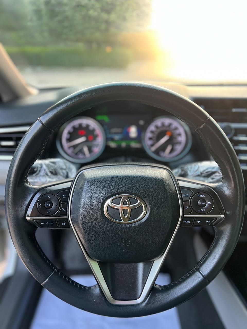 Car Image 2018 TOYOTA CAMRY XLE