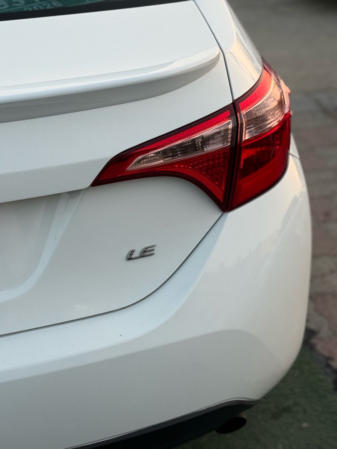 Car Image 2019 TOYOTA COROLLA LE