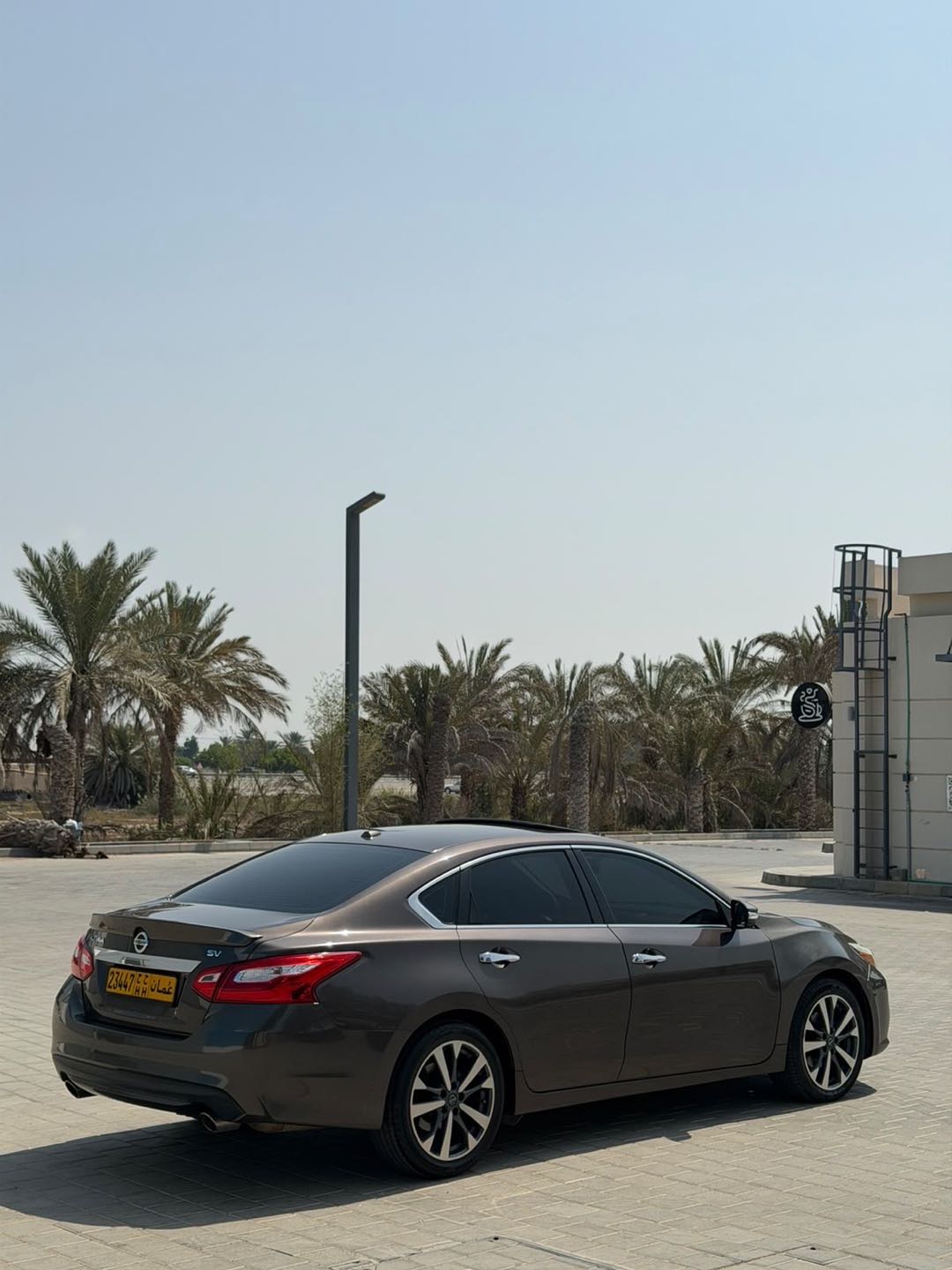 Car Image 2016 NISSAN ALTIMA SV