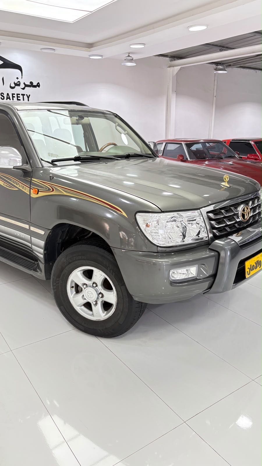 Car Image 2000 TOYOTA LAND CRUISER 