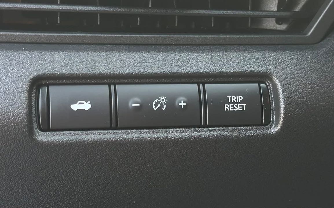 Car Image 2019 NISSAN ALTIMA S