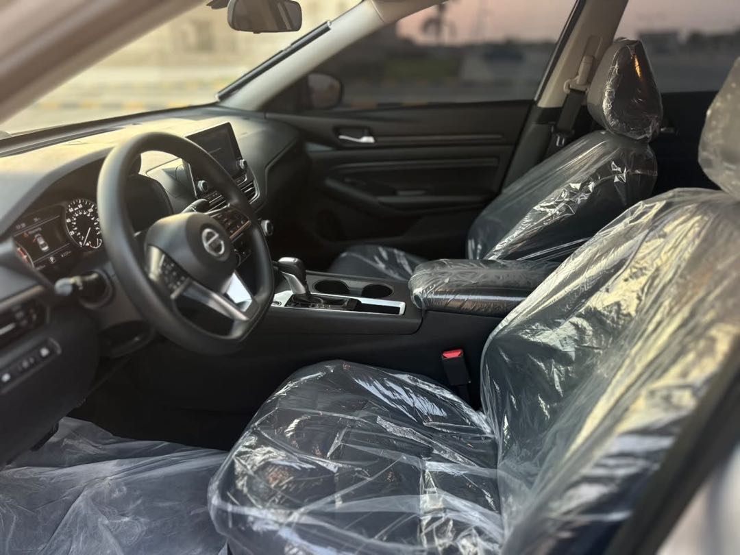 Car Image 2019 NISSAN ALTIMA S
