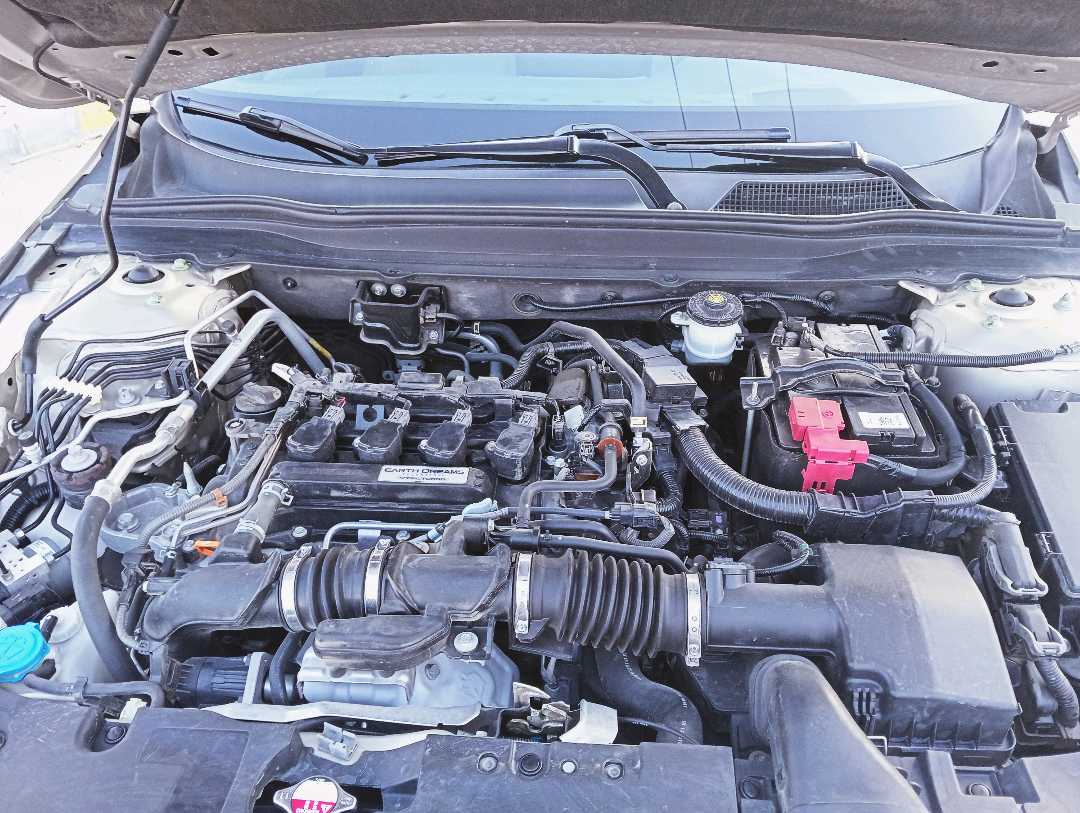 Car Image 2018 HONDA ACCORD TOURING