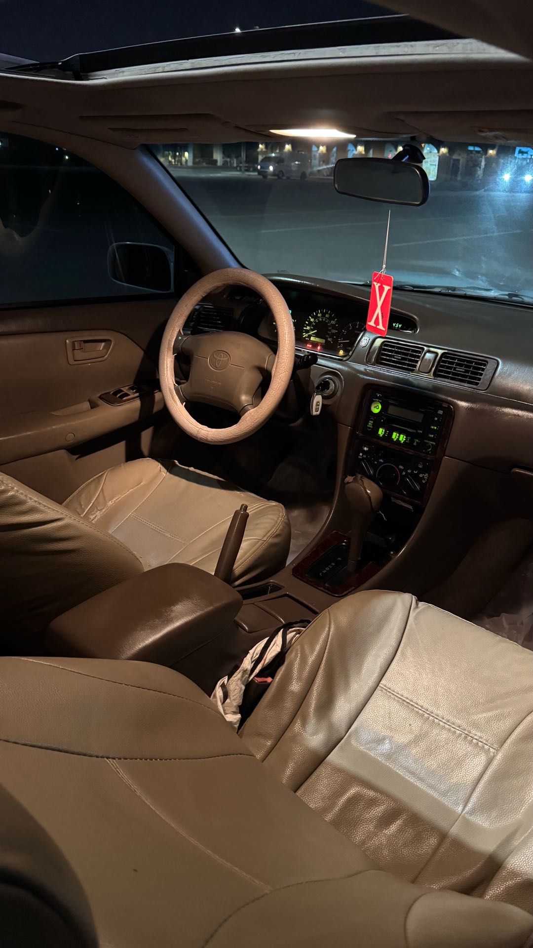 Car Image 1999 TOYOTA CAMRY GLE
