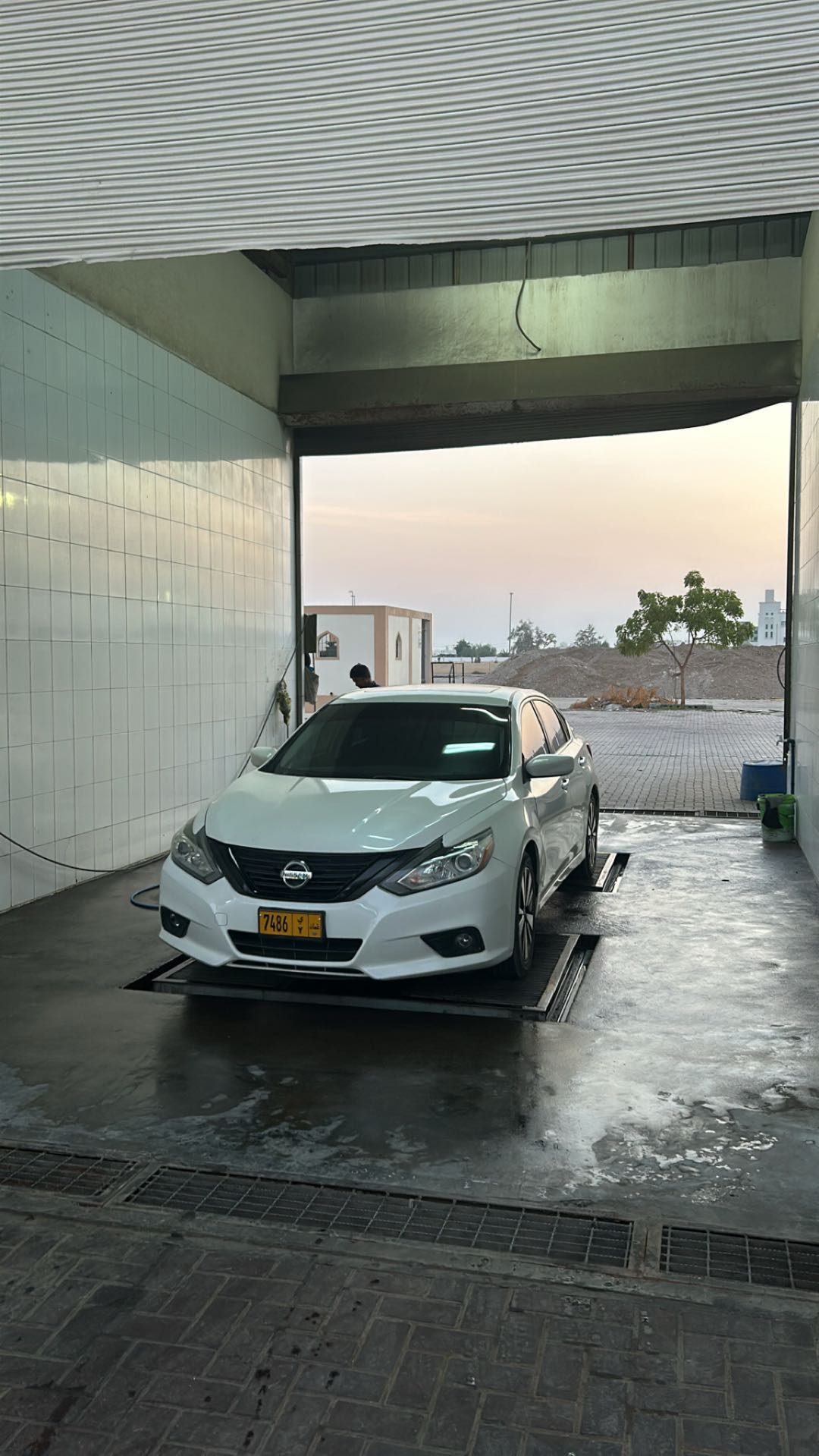 Car Image 2017 NISSAN ALTIMA SL