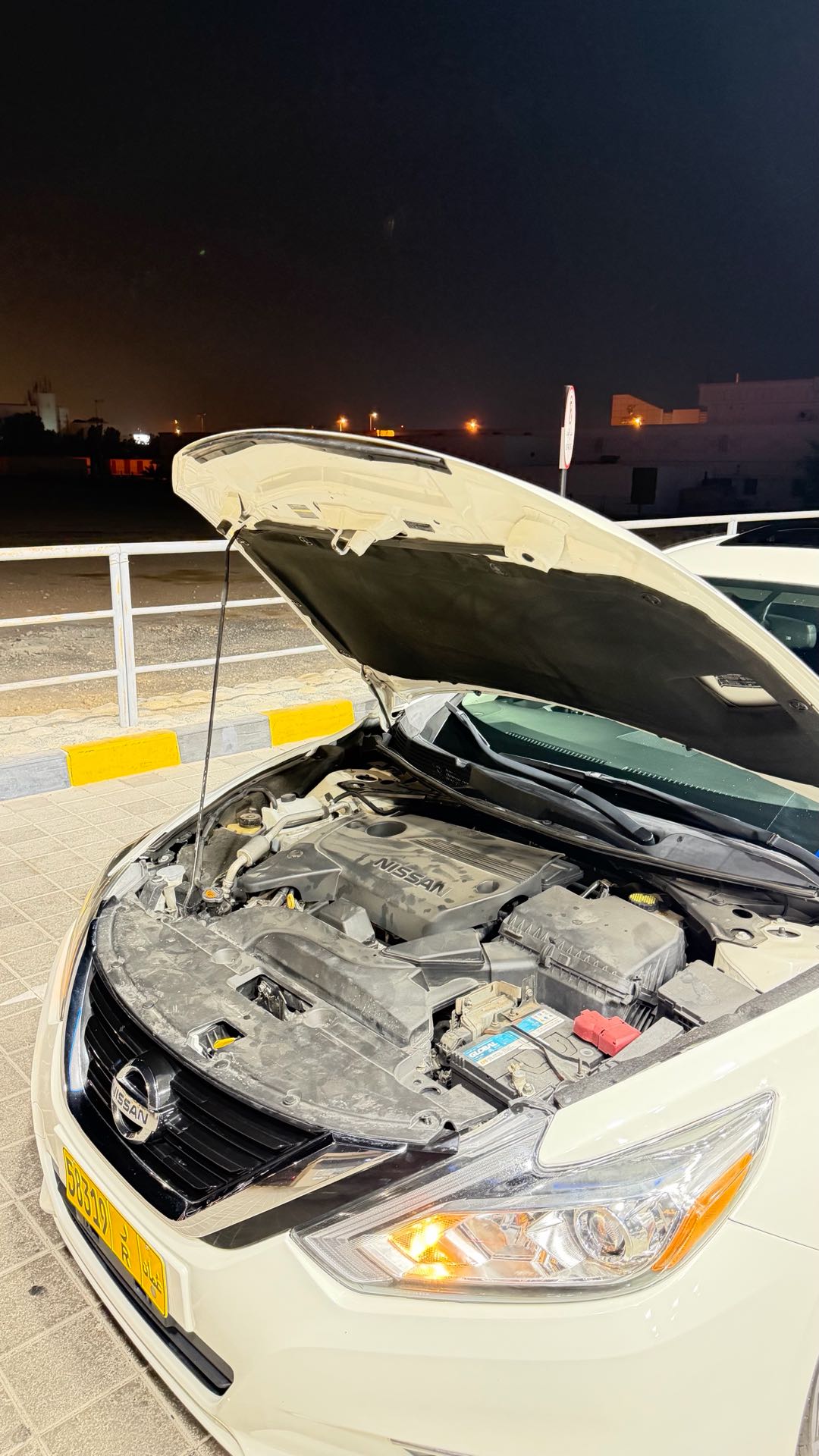 Car Image 2018 NISSAN ALTIMA SV