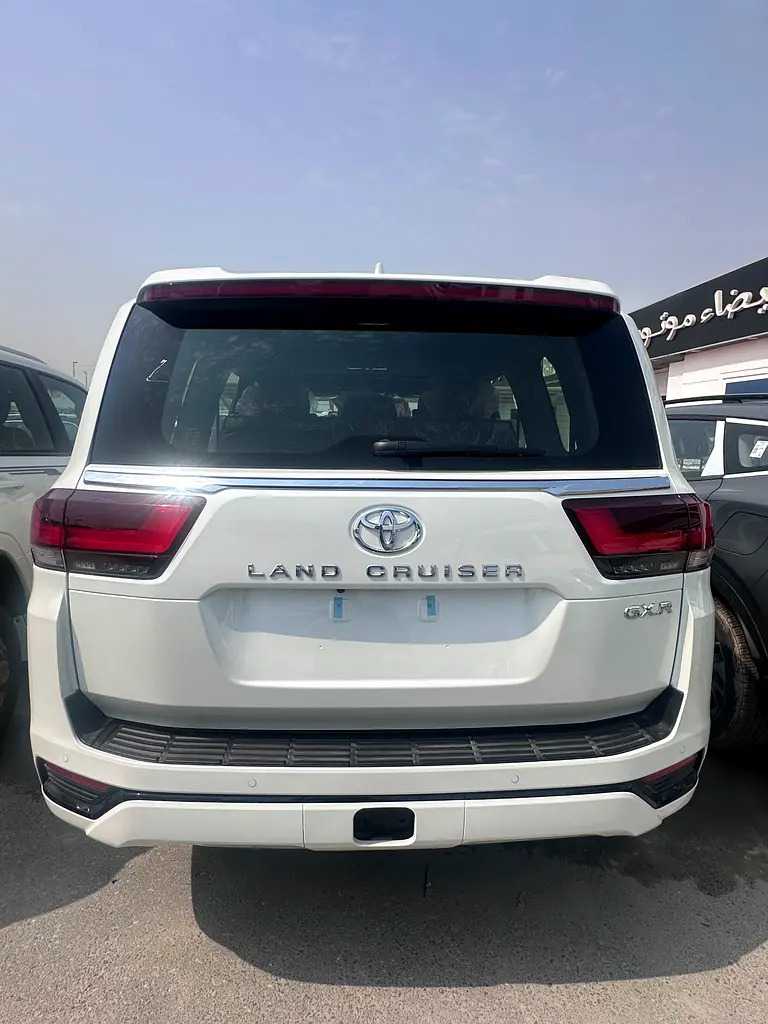 Car Image 2026 TOYOTA LAND CRUISER GX.R