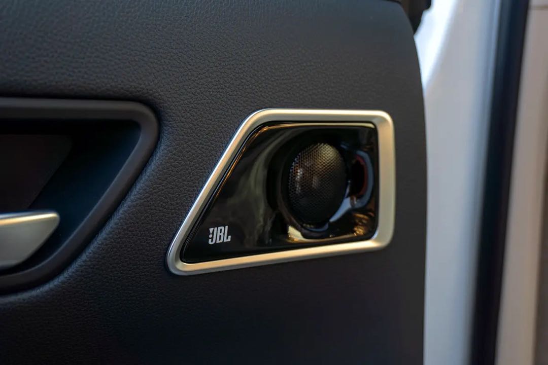 Car Image 2026 TOYOTA LAND CRUISER VX.R