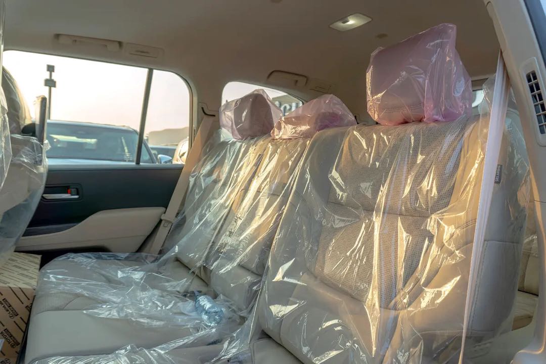 Car Image 2026 TOYOTA LAND CRUISER VX.R