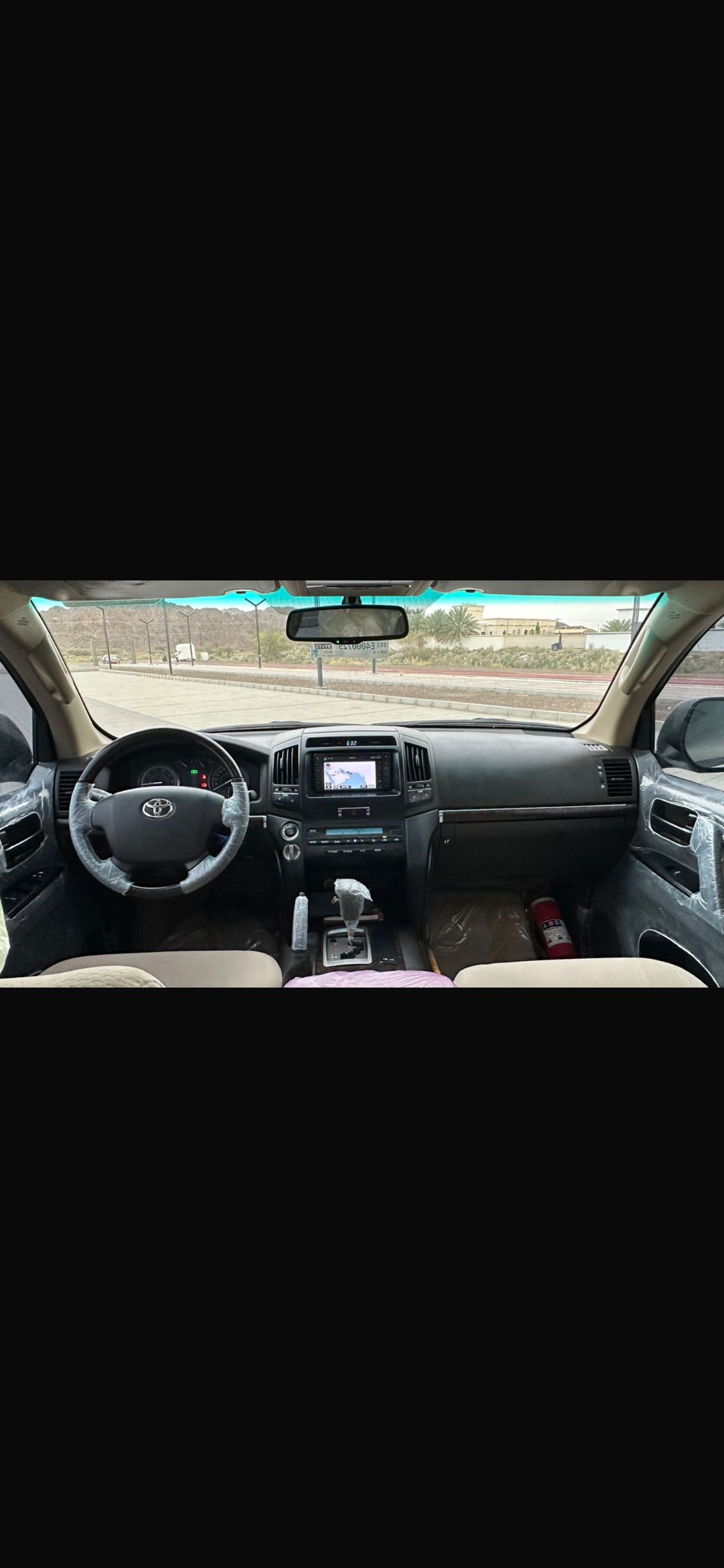 Car Image 2010 TOYOTA LAND CRUISER GX.R