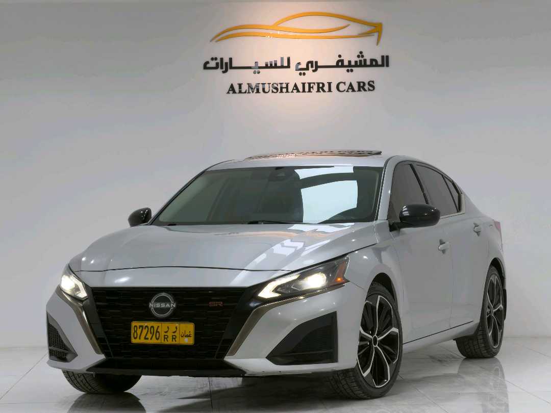 Car Image 2023 NISSAN ALTIMA SR
