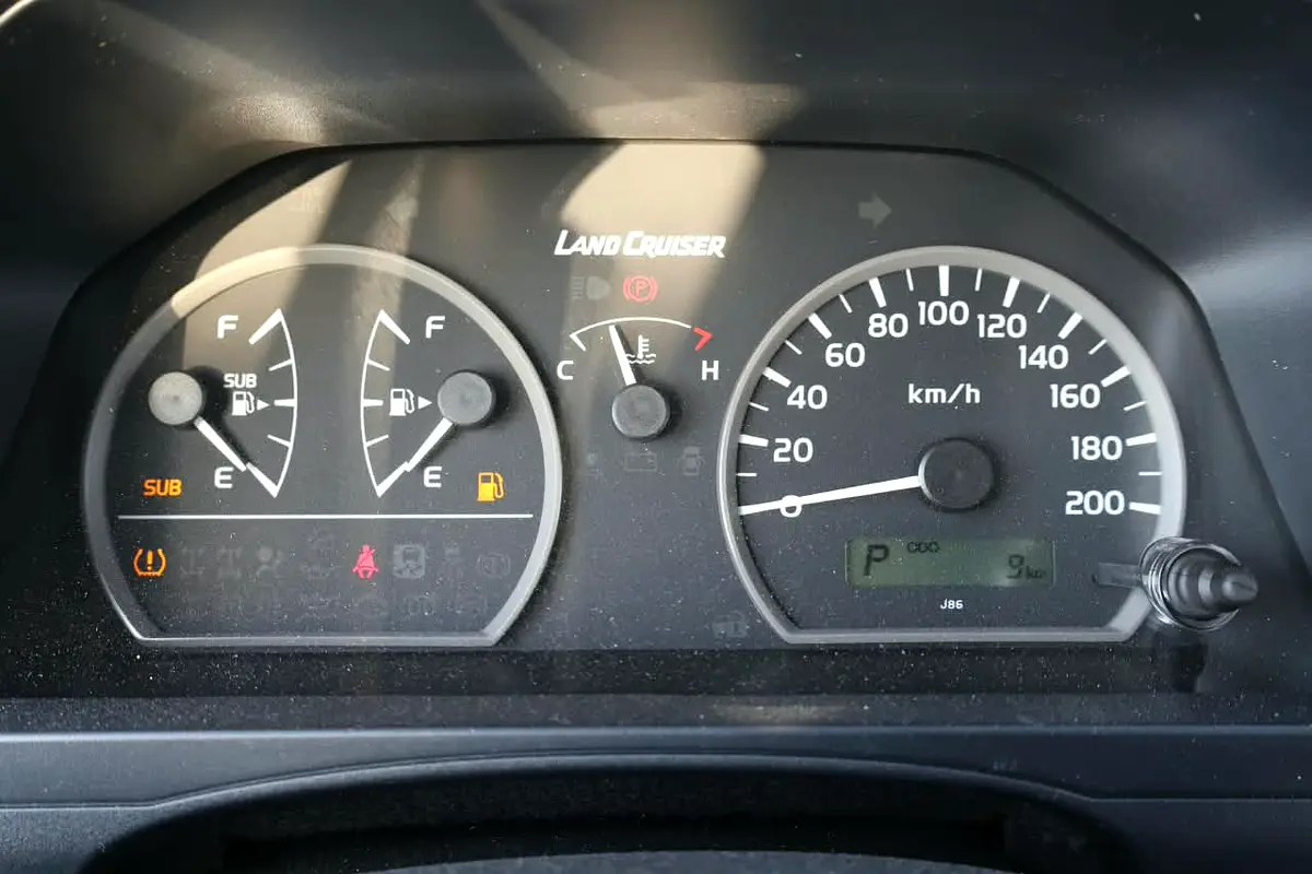 Car Image 2026 TOYOTA LAND CRUISER LX