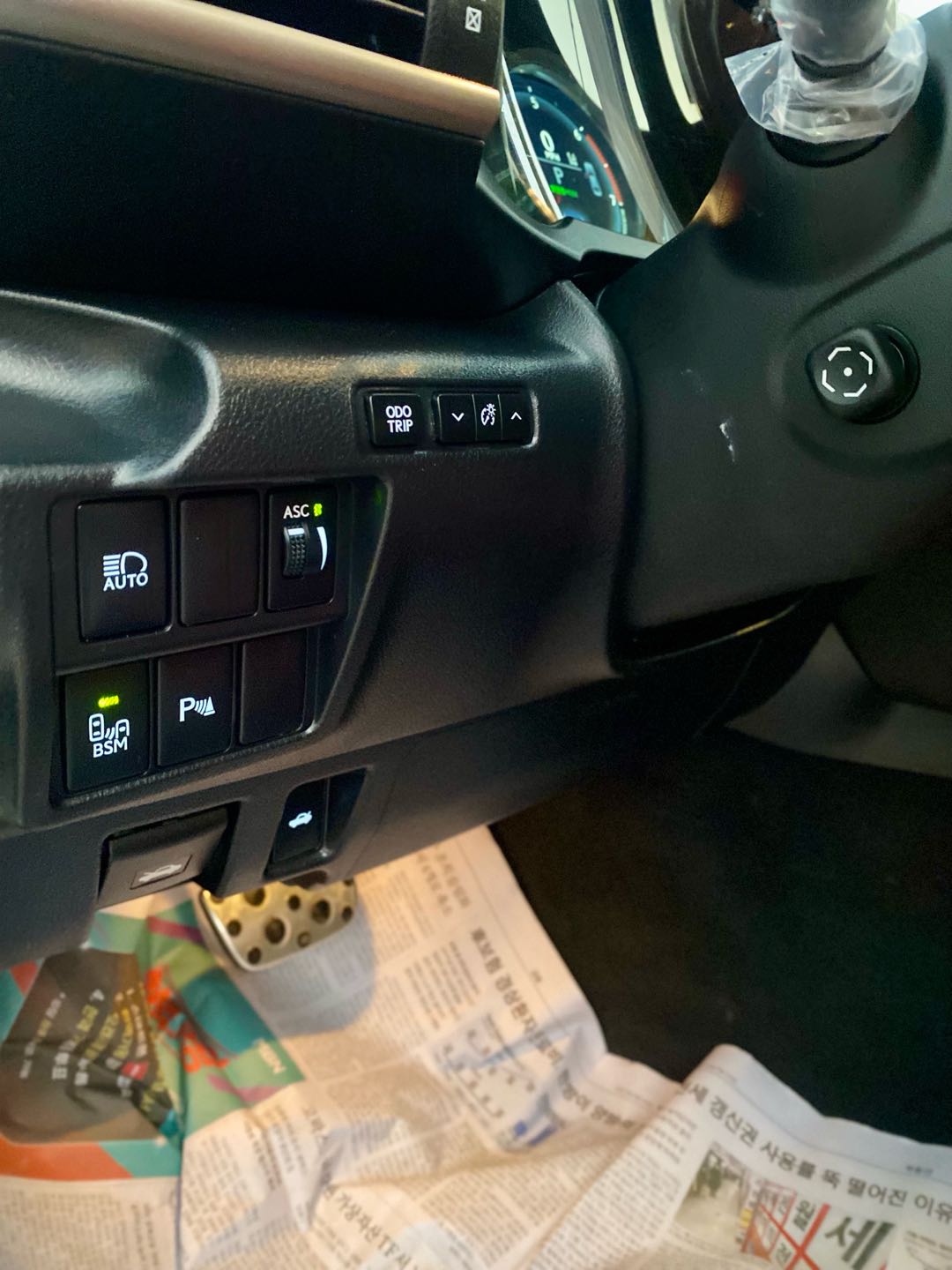 Car Image 2019 LEXUS IS 300
