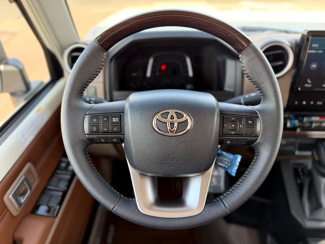 Car Image 2026 TOYOTA LAND CRUISER LX