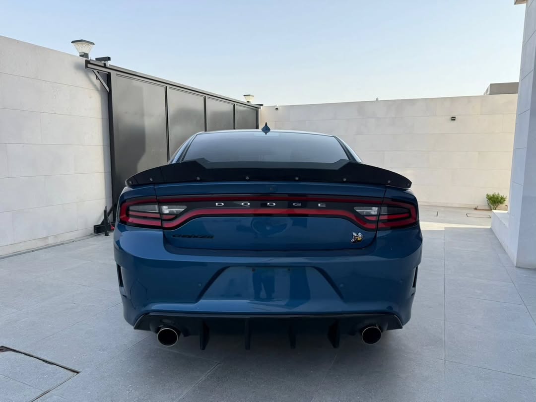 Car Image 2020 DODGE CHARGER SRT 392