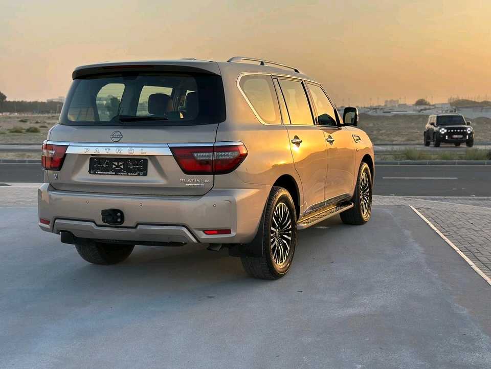 Car Image 2023 NISSAN PATROL Platinum